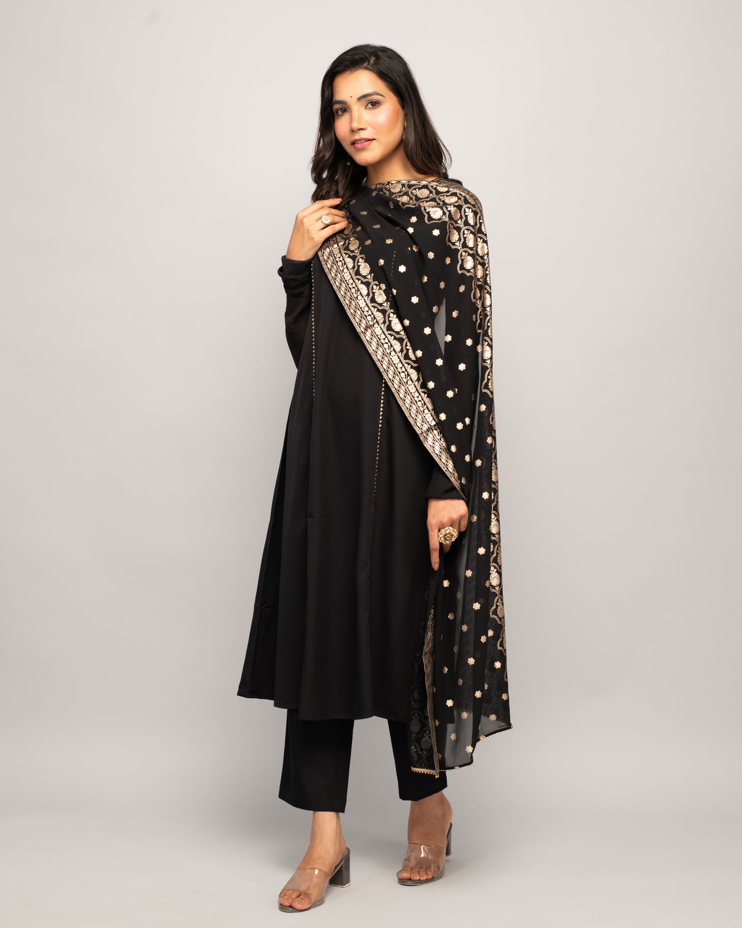 FIORRA V-Neck Kurta Set with Lace Detail