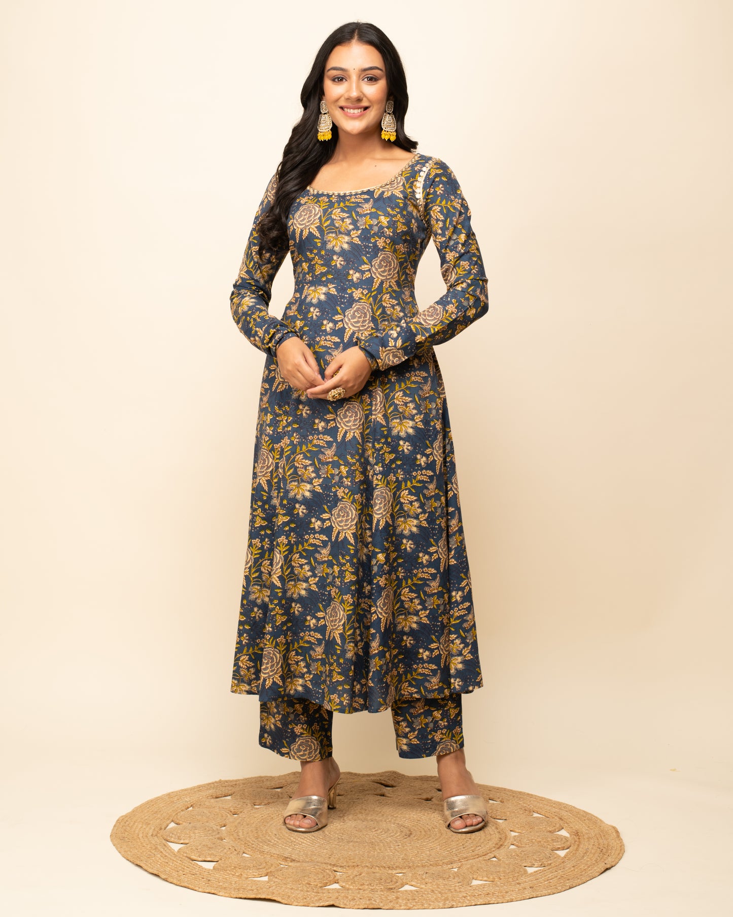 Floral Printed Regular Gotta Patti Pure Cotton Kurta With Trousers & Dupatta